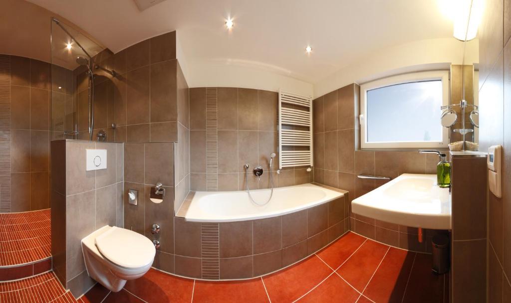 Hotel Fortuna Kirchzarten Rom bilde