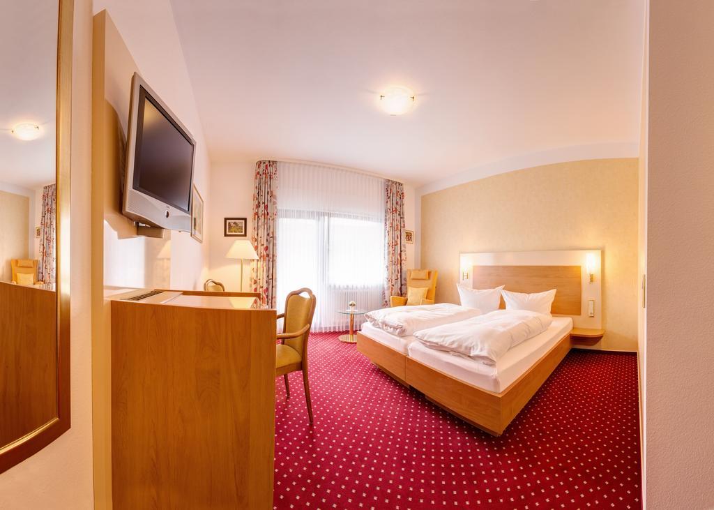 Hotel Fortuna Kirchzarten Rom bilde