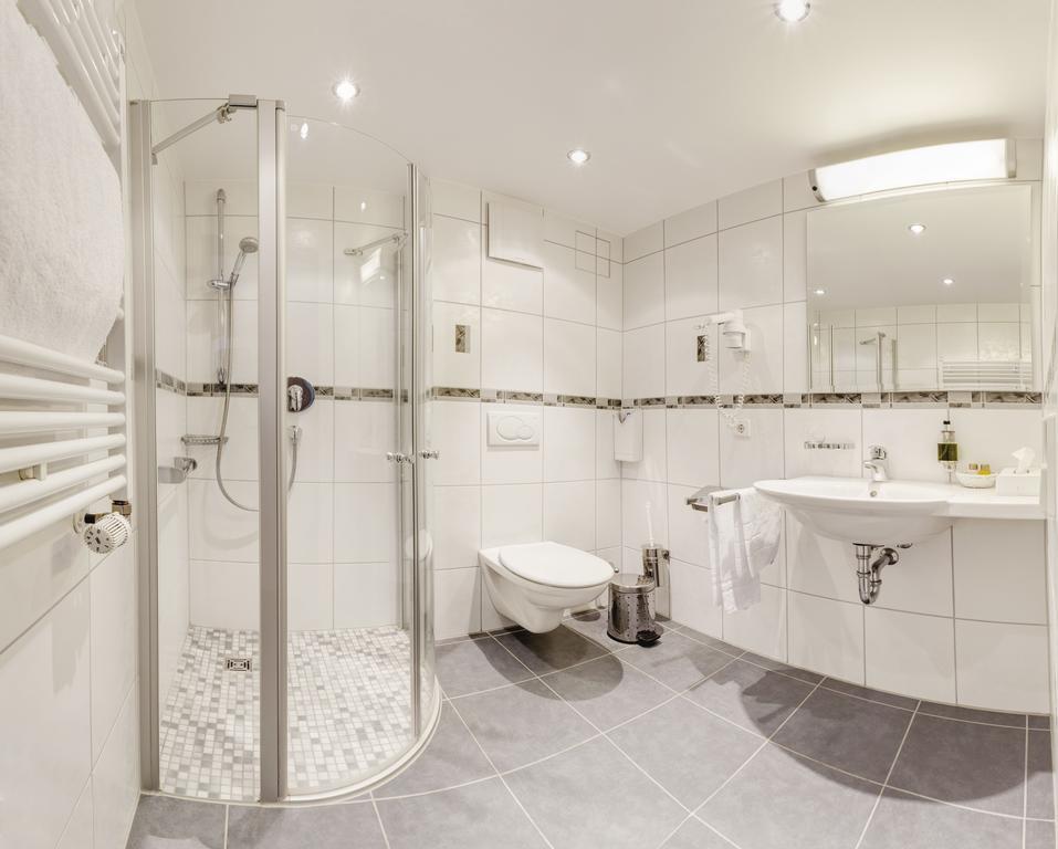Hotel Fortuna Kirchzarten Rom bilde