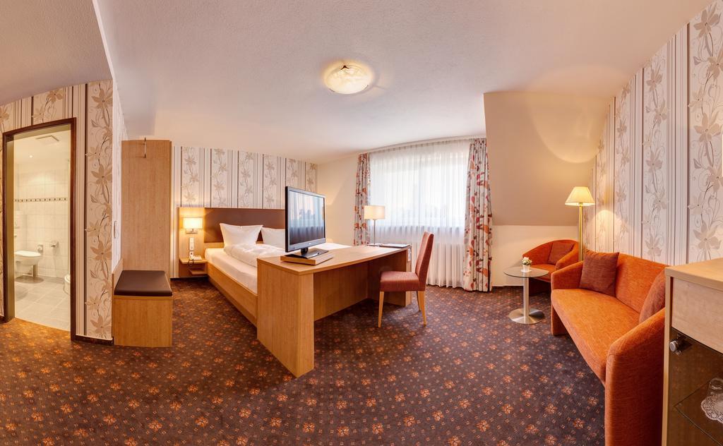 Hotel Fortuna Kirchzarten Rom bilde